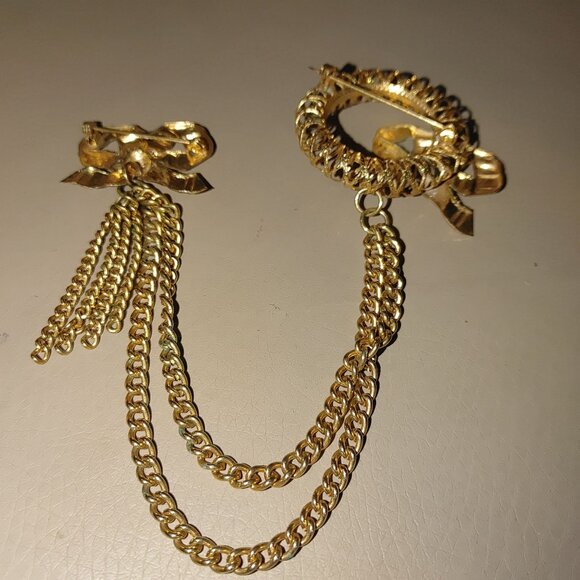 Swag Brooch Yellow Gold Tone Bow Chain Pin Set Ornate Tassel Dangle Detailing - Picture 8 of 14